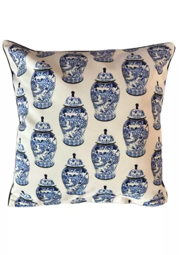 By Kohler  Pillow China Vase Beige/Blue 40x40cm (202436)